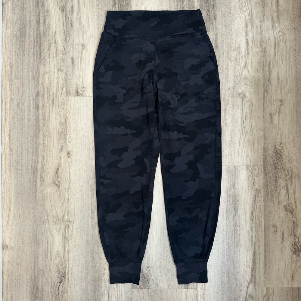 Lululemon Align Jogger 28" Black‎ Camo Size 6
